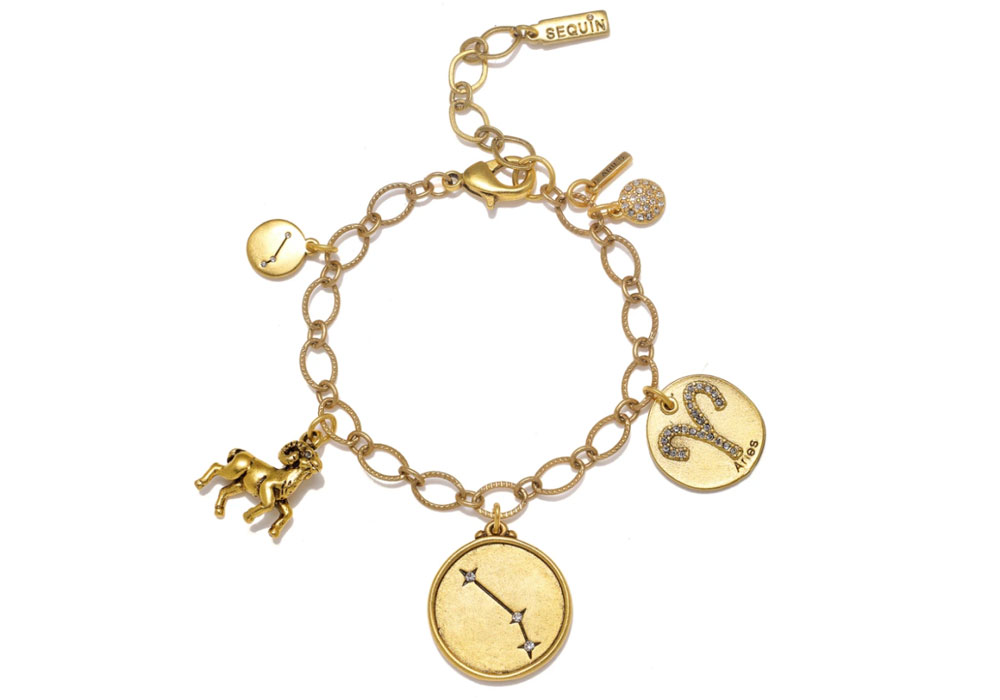 دستبند زنجیری با چارم هایی با نماد های مختلف ماه فروردین