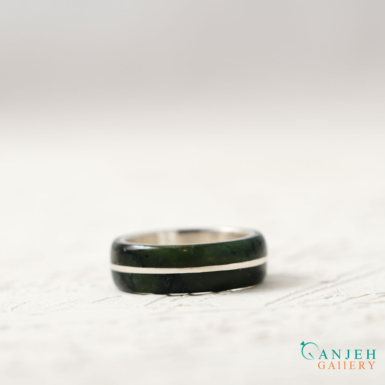 انگشتر سنگی یشم با رینگ نقره -کد N3024-گالری جواهرات گنجه