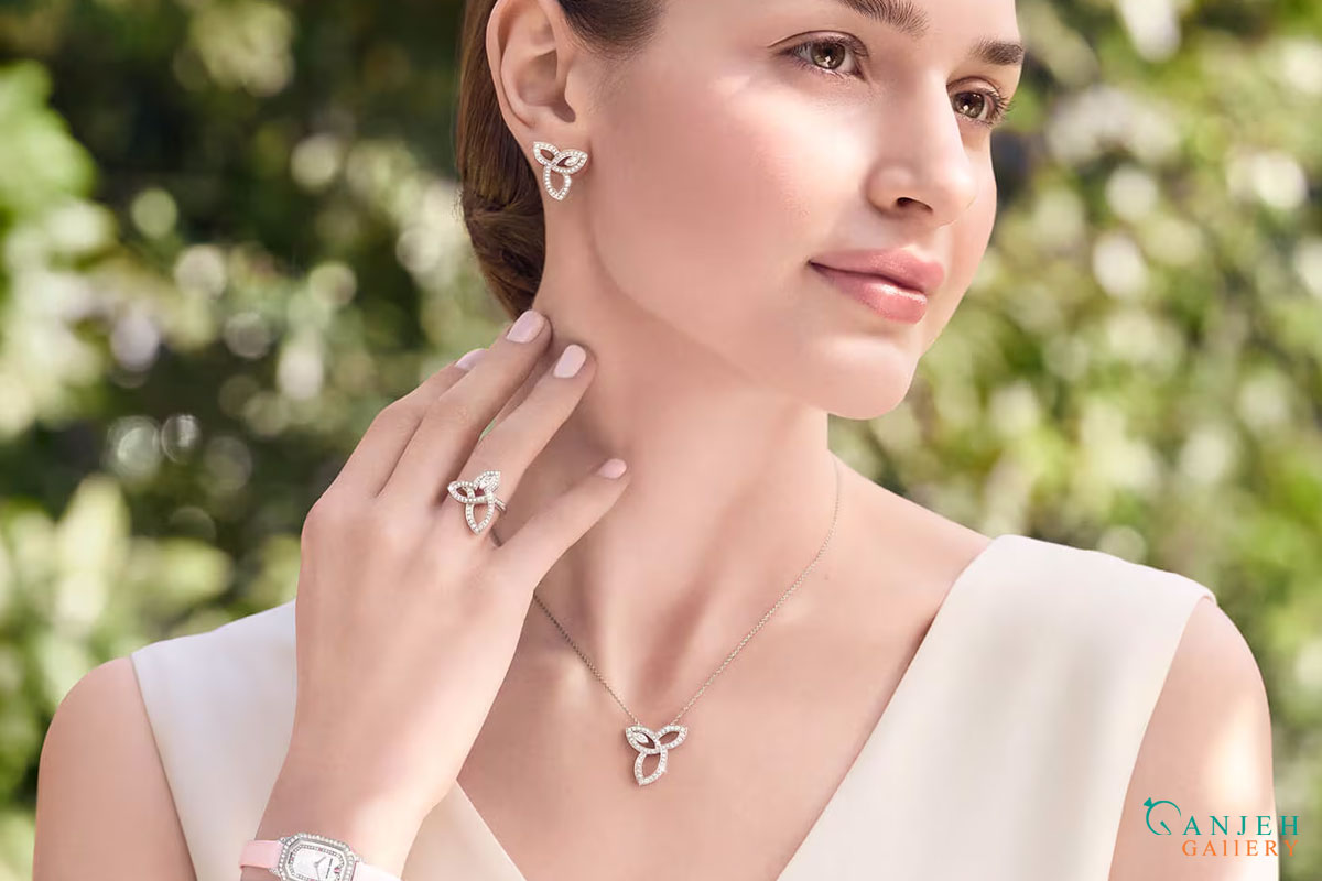 کالکشن گل سوسن برند هری وینستون - Lily Cluster Collection